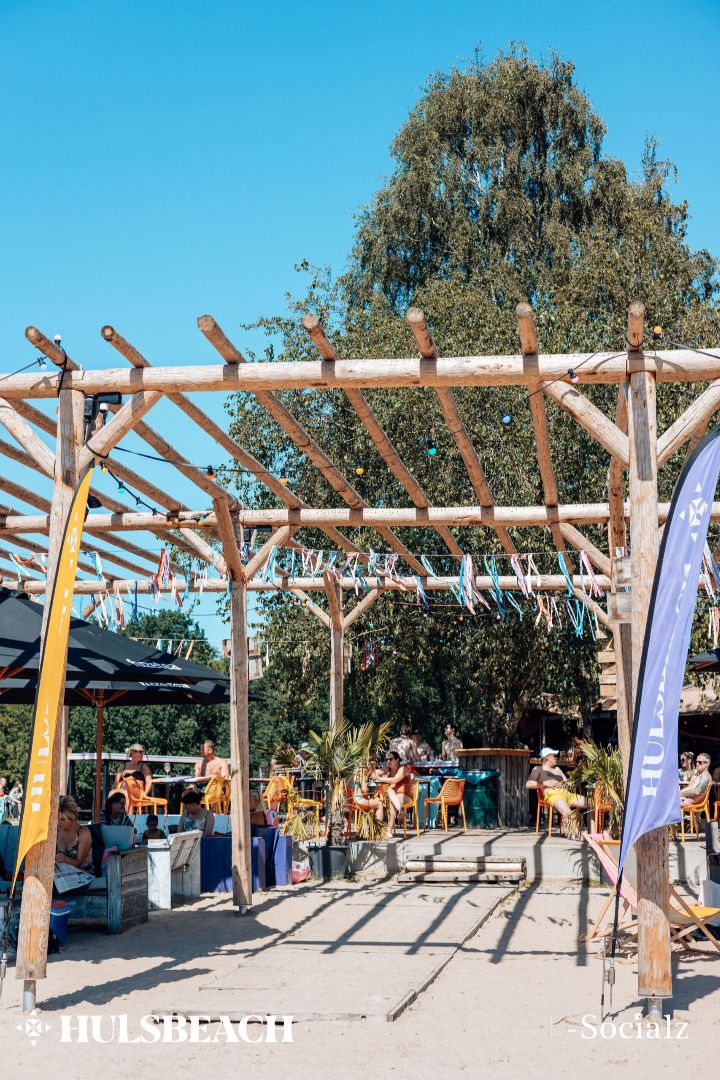 hulsbeach_pergola.jpg